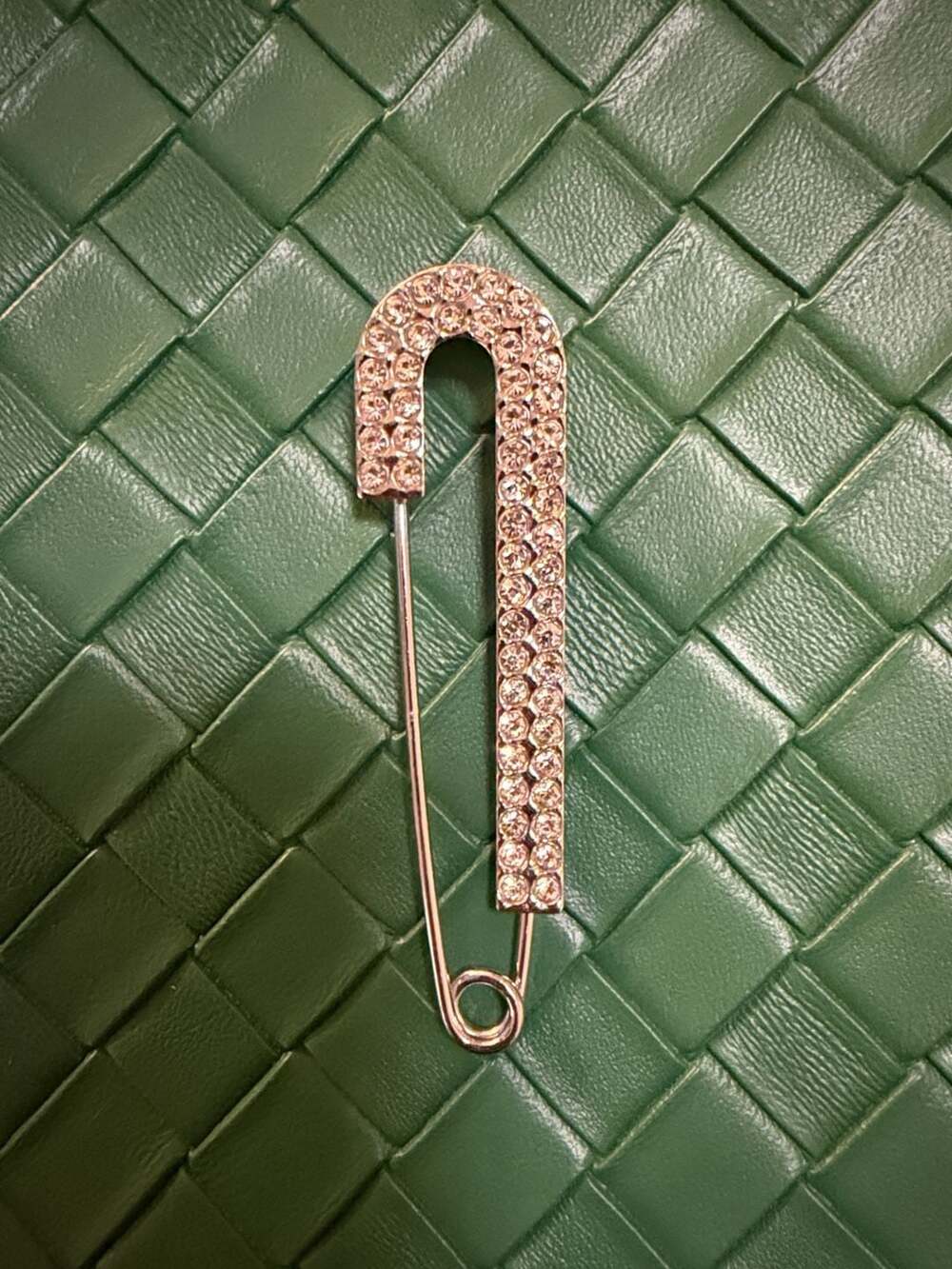 Rhinestone Safety Pin Brooch Silver Tone Crystal Lapel Pin
